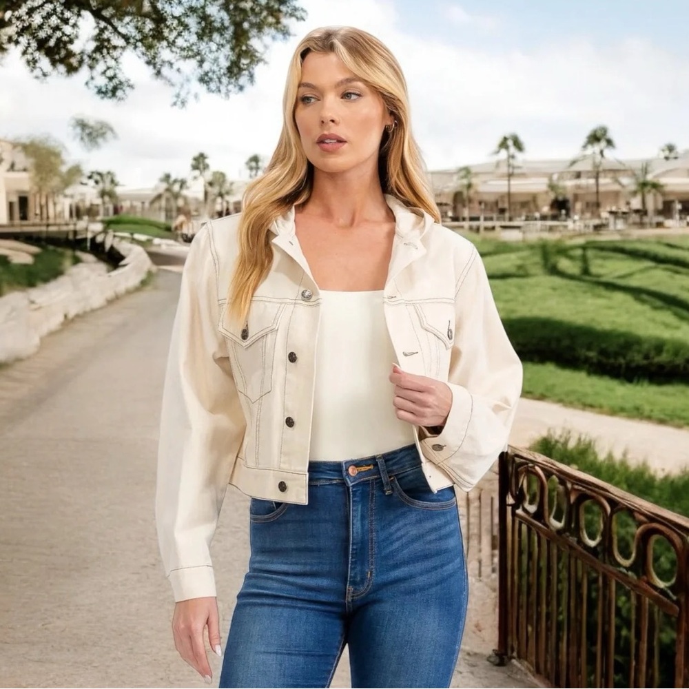 Mandalay and Company THE UNITY CROP HOODIE SOFT DEMIN JACKET